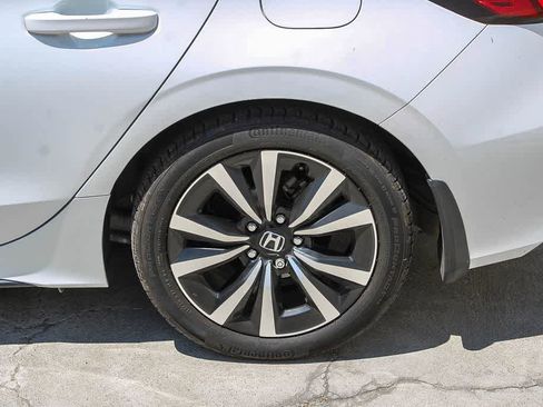 Used 2023 Honda Civic EX-L image 6