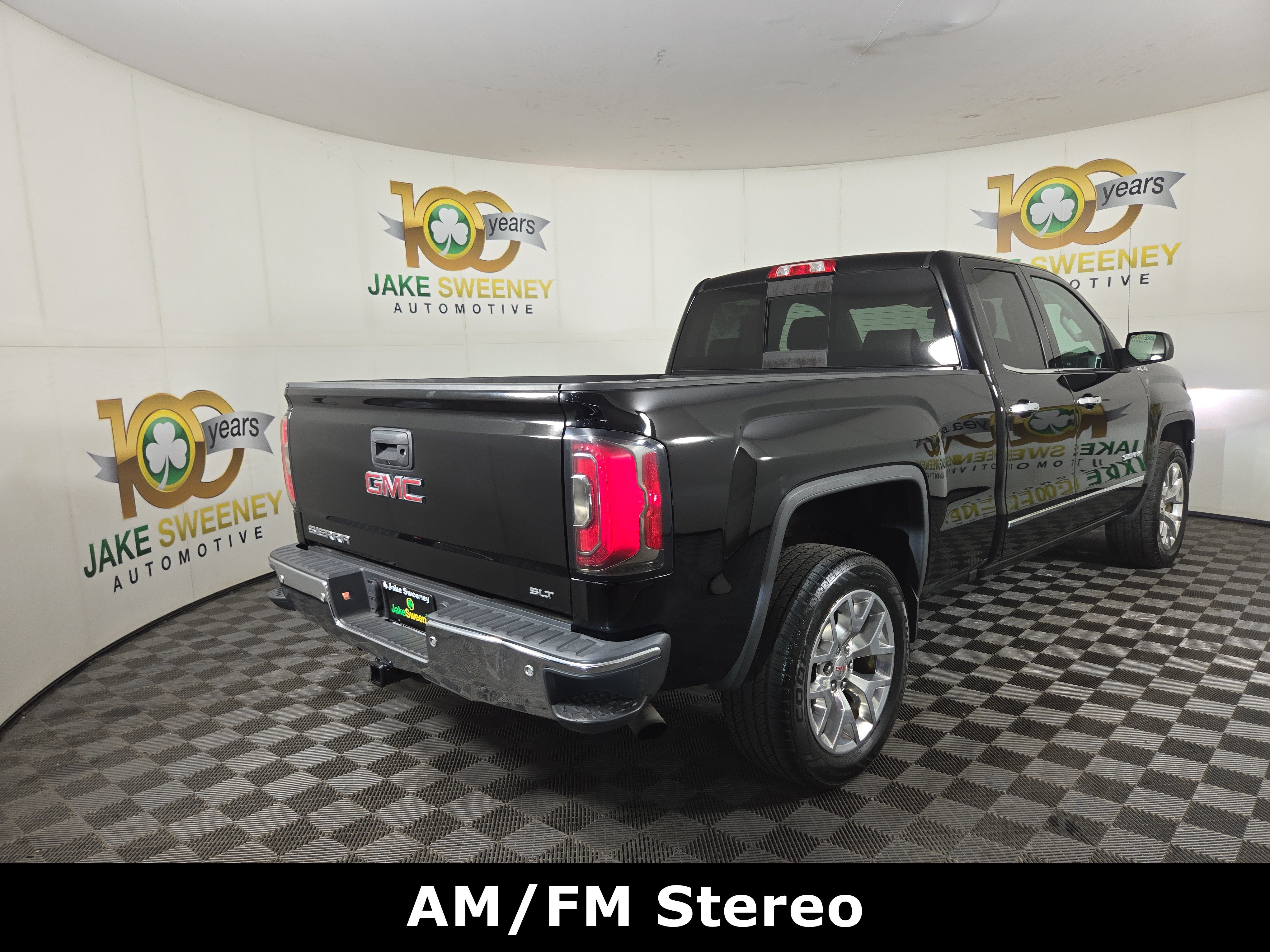 Used 2017 GMC Sierra 1500 SLT w/ SLT Premium Package AWD/4WD image 10