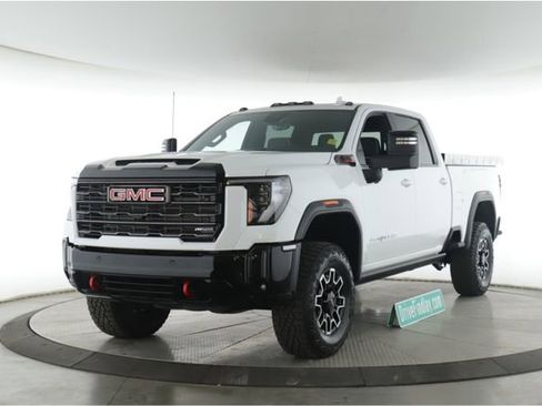 Used 2026 GMC Sierra 2500 AT4X AWD/4WD image 10