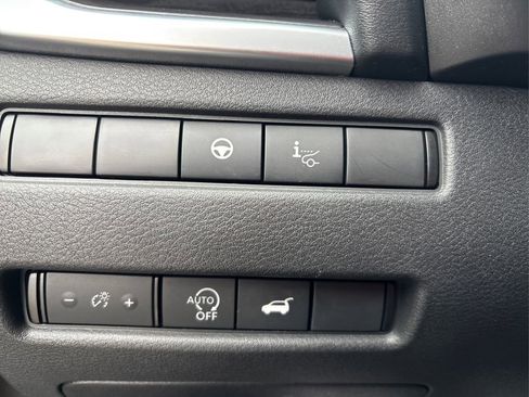 Used 2023 Nissan Rogue Platinum w/ Platinum Premium Package image 39