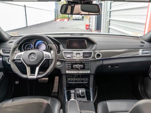 Used 2014 Mercedes-Benz E 63 AMG S-Model image 27