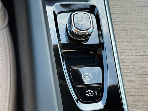 New 2026 Volvo XC60 B5 Plus w/ Climate Package image 36