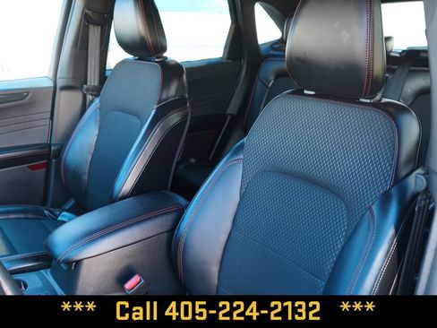 Used 2025 Ford Escape ST-Line AWD/4WD image 18