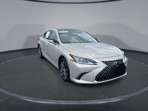 Used 2025 Lexus ES 350 w/ Premium Package FWD image 12