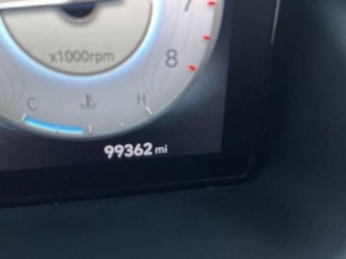 Used 2022 Hyundai Santa Cruz Limited image 36