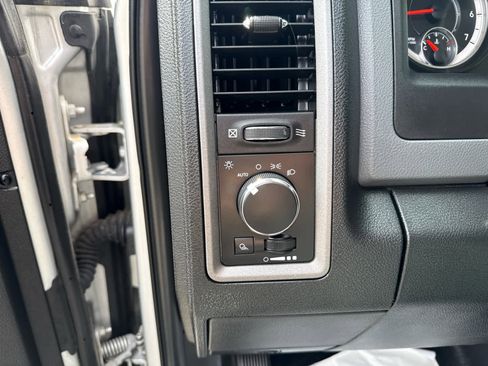 Used 2017 RAM 1500 Tradesman w/ Popular Equipment Group RWD image 17