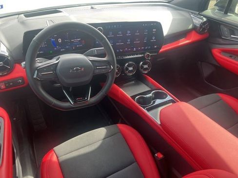 Used 2024 Chevrolet Blazer EV RS image 7