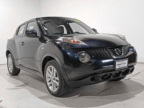 Used 2014 Nissan Juke S FWD image 27