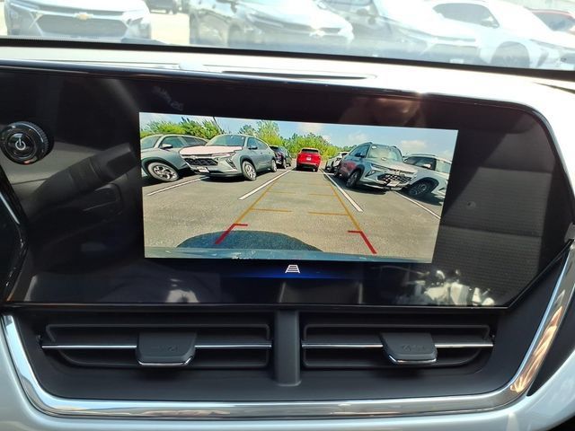 New 2026 Chevrolet Trax LT w/ Driver Confidence Package FWD image 12