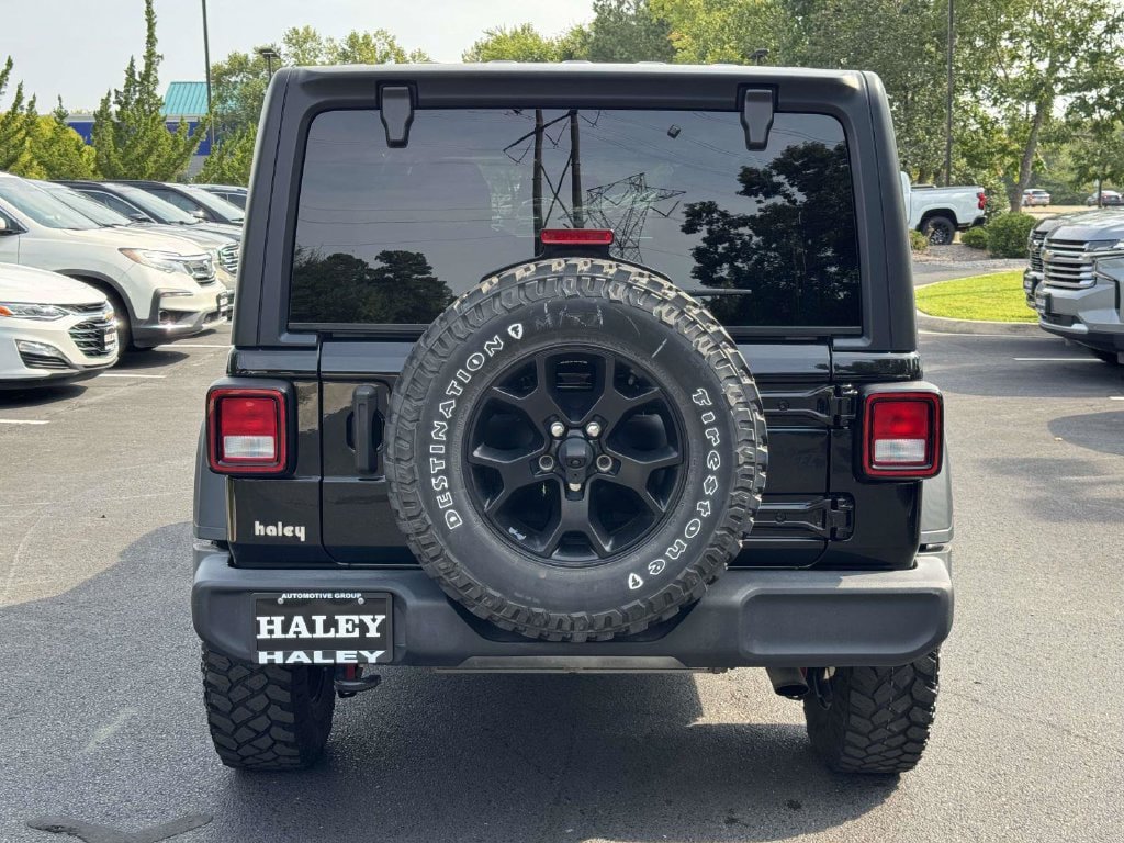 Used 2022 Jeep Wrangler Unlimited Sport AWD/4WD image 23