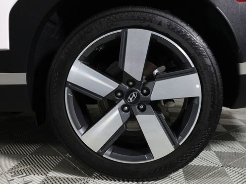 Used 2025 Hyundai Santa Fe Limited image 49