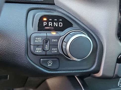 New 2026 RAM 1500 Big Horn AWD/4WD image 30