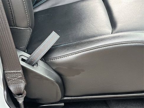 Used 2021 Jeep Wrangler Unlimited Rubicon 4xe w/ Steel Bumper Group image 31