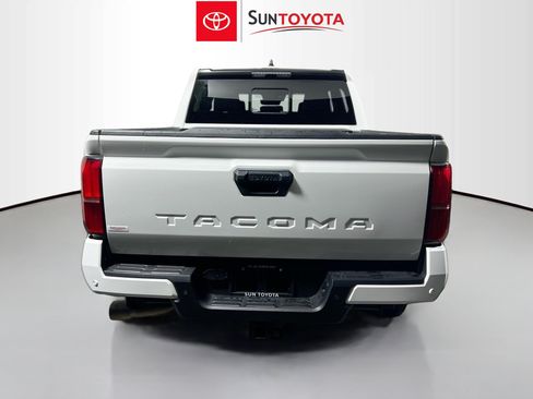 Used 2025 Toyota Tacoma SR5 w/ SR5 Upgrade Package RWD image 5