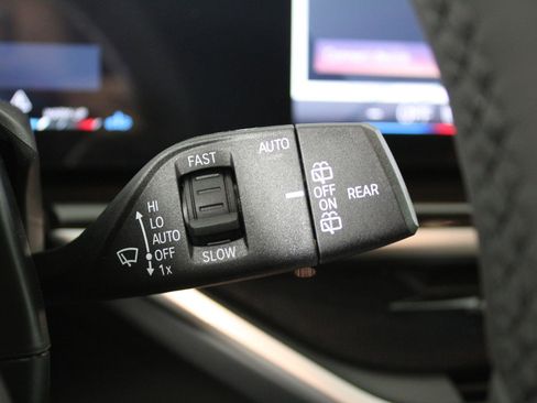 New 2026 BMW X5 sDrive40i w/ M Sport Package image 30