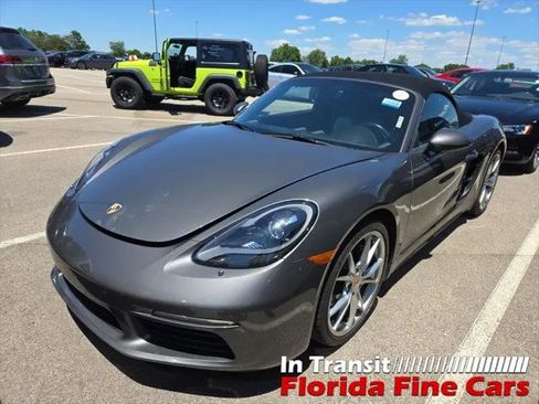Used 2018 Porsche 718 Boxster RWD image 1