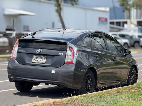 Used 2014 Toyota Prius One image 5
