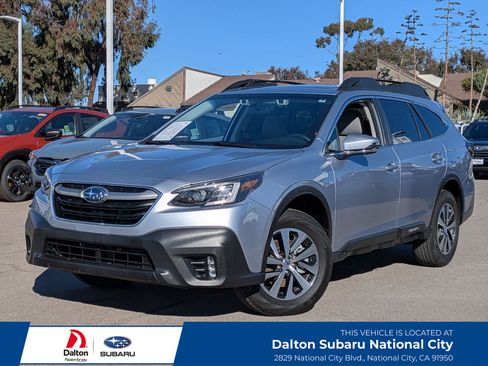 Certified 2022 Subaru Outback Premium image 1