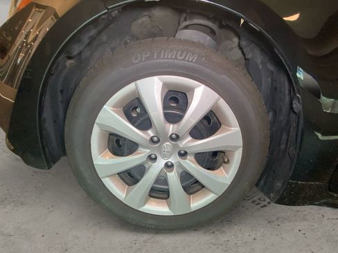Used 2022 Toyota Corolla LE image 14