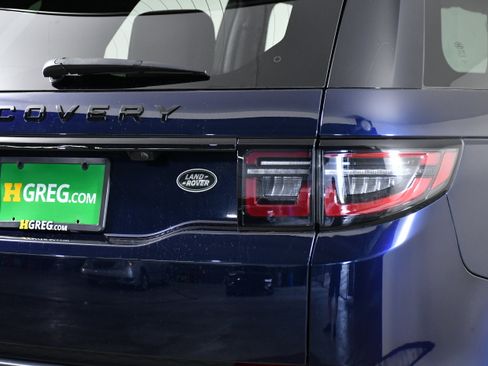 Used 2023 Land Rover Discovery Sport S image 33