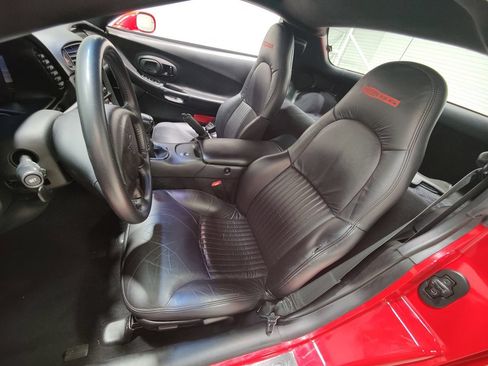 Used 2004 Chevrolet Corvette Z06 w/ Memory Package RWD image 26