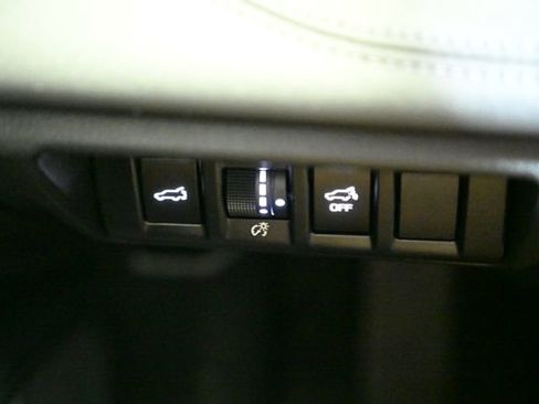 Certified 2024 Subaru Outback Limited image 47