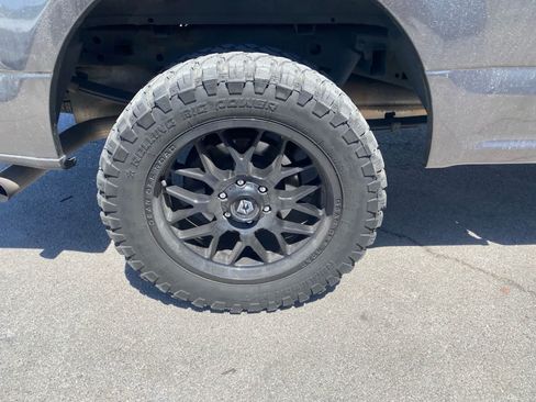 Used 2016 Ford F150 XLT AWD/4WD image 5