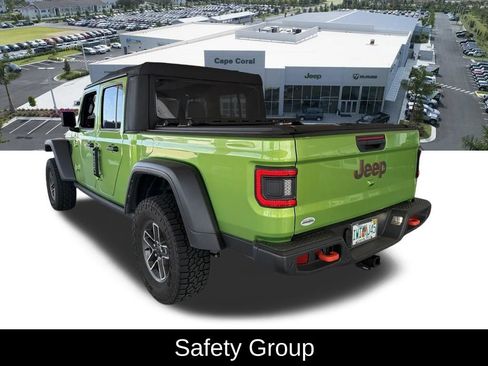 Used 2025 Jeep Gladiator Mojave w/ Safety Group AWD/4WD image 4