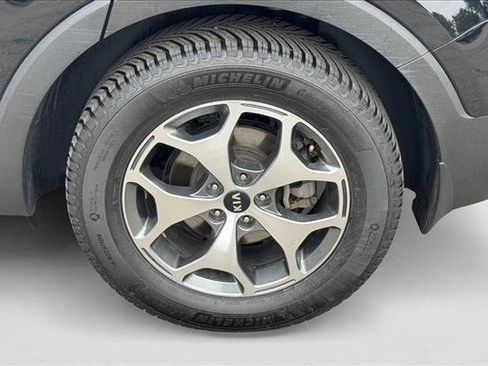 Used 2021 Kia Telluride EX image 9