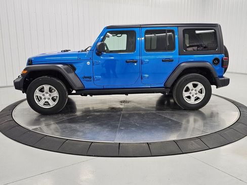 Used 2021 Jeep Wrangler Unlimited Sport AWD/4WD image 2