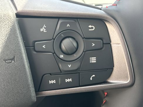 New 2026 Nissan Sentra SR FWD image 21