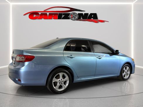 Used 2013 Toyota Corolla LE w/ Premium Pkg FWD image 5