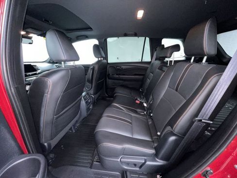 Used 2023 Honda Passport TrailSport image 12