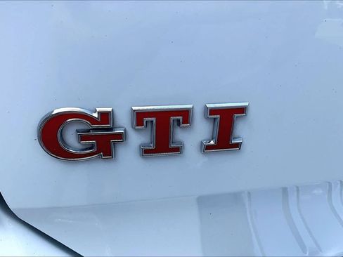 Used 2019 Volkswagen GTI Rabbit Edition FWD image 10