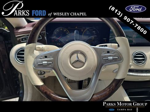 Used 2020 Mercedes-Benz S 560 Cabriolet image 27