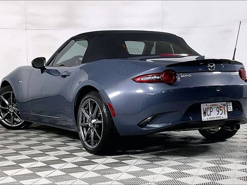 Used 2020 MAZDA MX-5 Miata Grand Touring RWD image 13