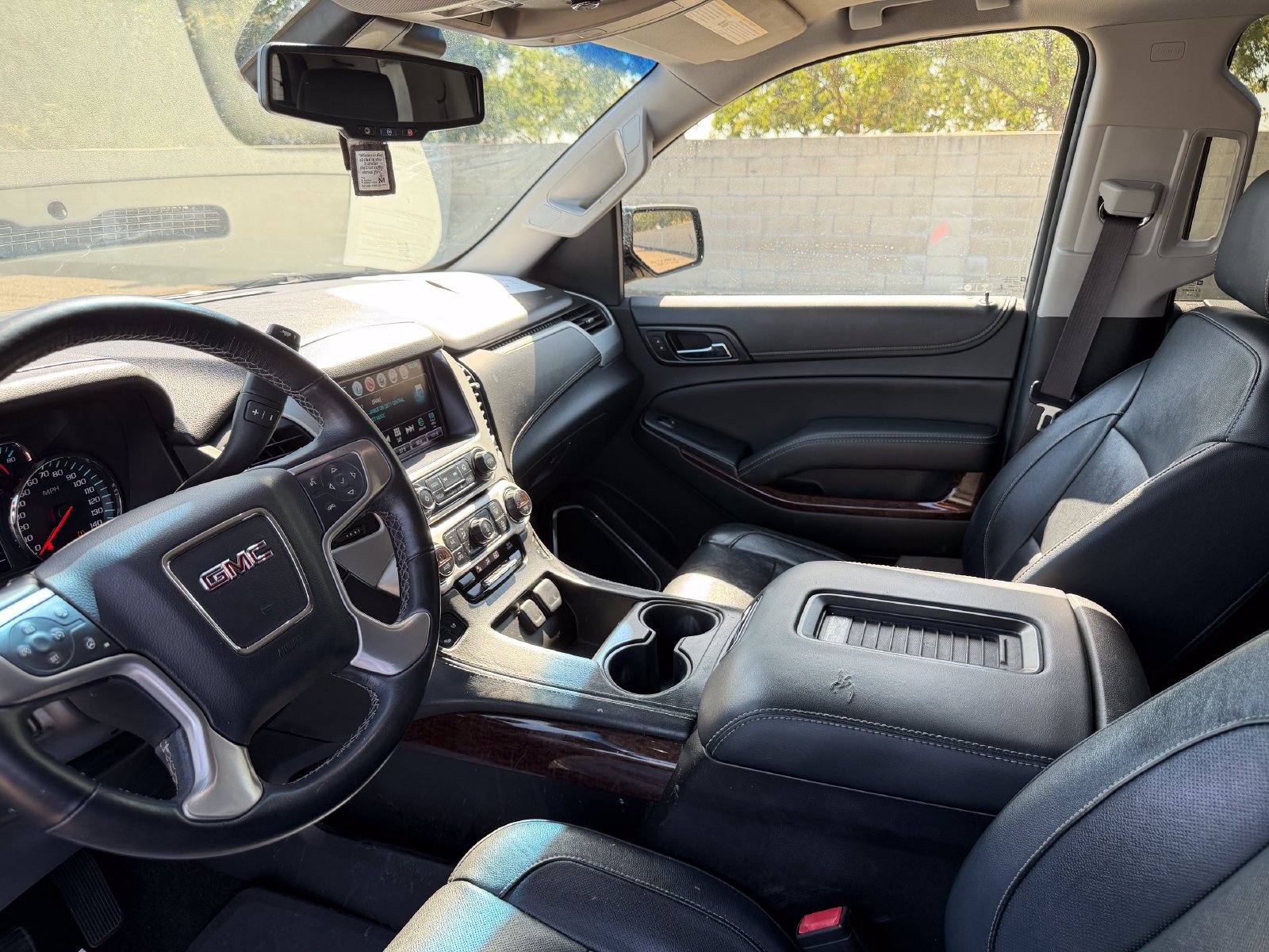 Used 2017 GMC Yukon SLT w/ Open Road Package RWD image 12