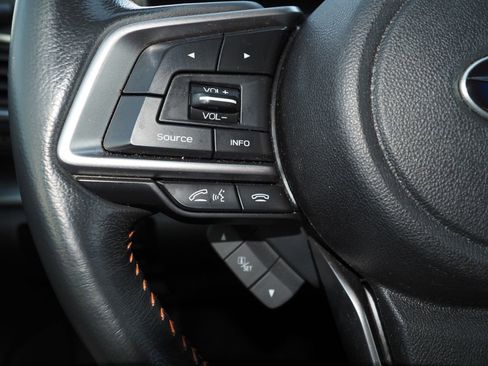 Used 2019 Subaru Crosstrek 2.0i Limited w/ Moonroof Package w/Navigation image 32