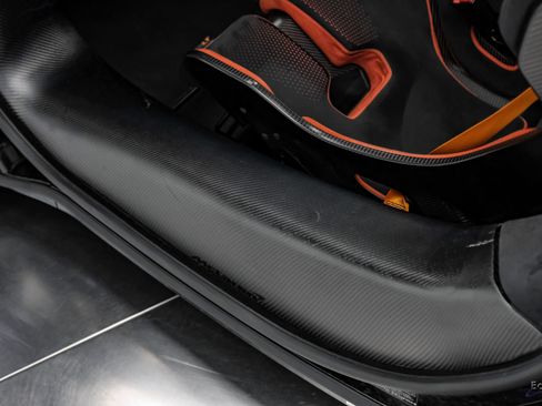 Used 2021 McLaren 765LT RWD image 56