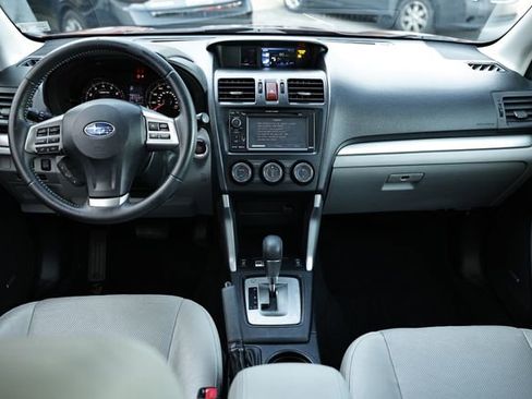 Used 2014 Subaru Forester 2.5i Touring image 28