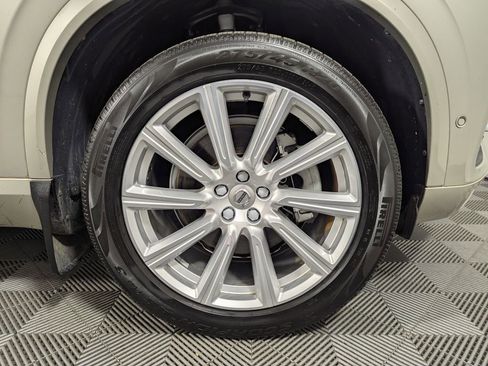 Used 2017 Volvo XC90 T6 Momentum w/ Vision Package AWD/4WD image 32