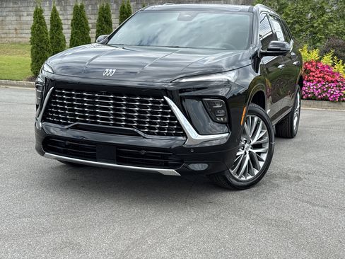 New 2026 Buick Enclave Avenir w/ Super Cruise Package image 5