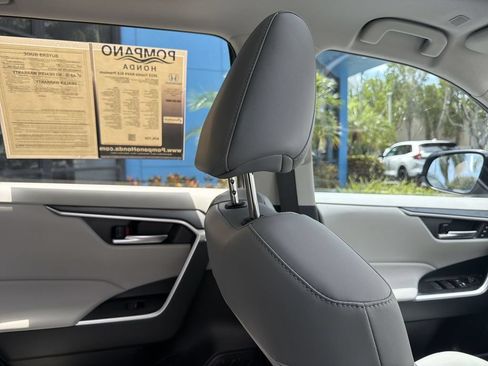 Used 2023 Toyota RAV4 XLE Premium FWD image 16
