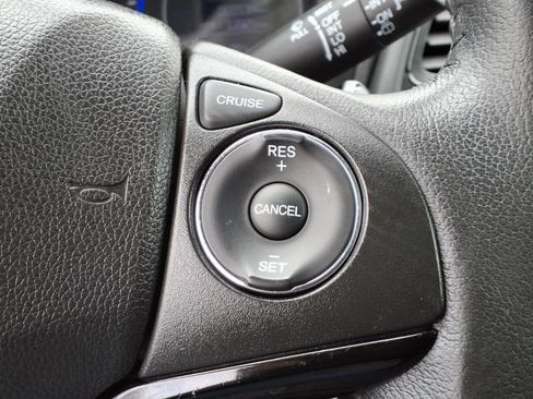 Used 2019 Honda HR-V Sport image 8