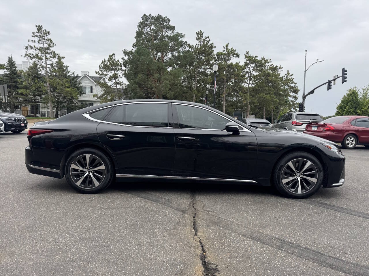 Used 2021 Lexus LS 500 AWD w/ Accessory Package (Z1) image 8