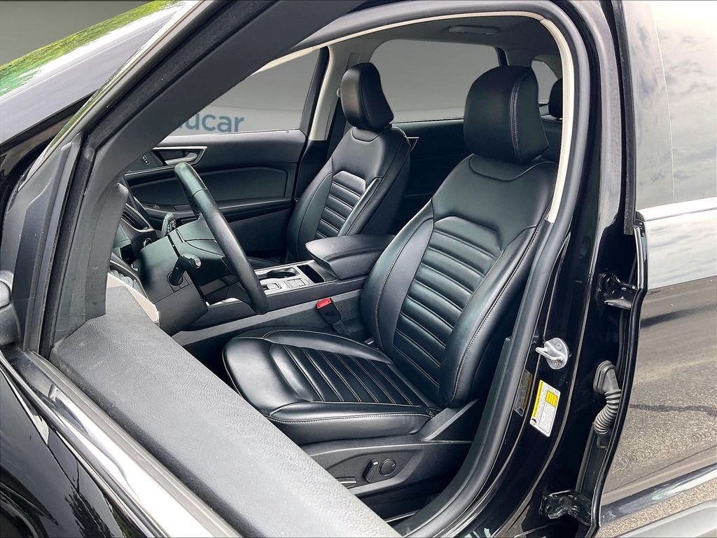 Used 2024 Ford Edge SEL AWD/4WD image 9