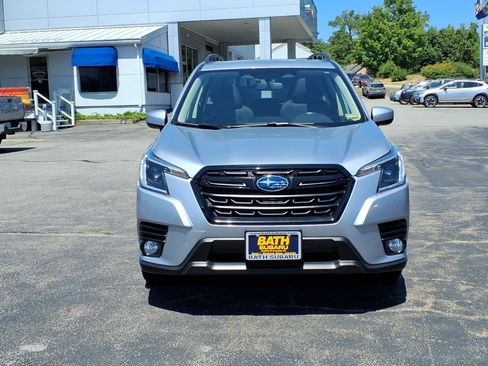 Certified 2023 Subaru Forester Premium AWD/4WD image 2