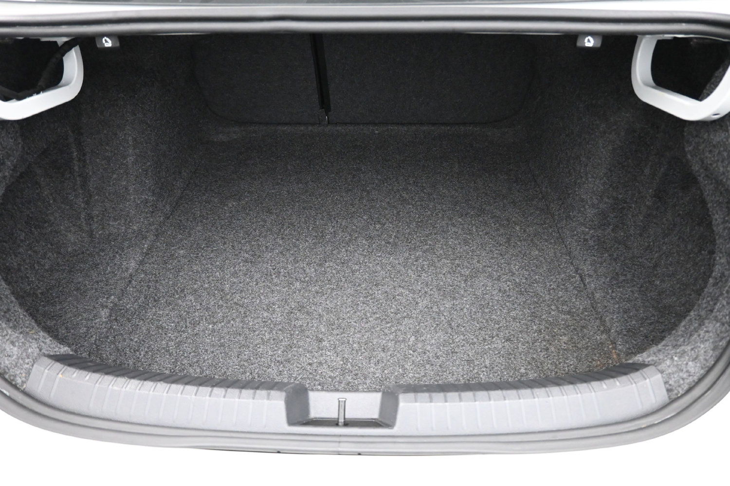 Used 2025 Volkswagen Jetta Sport FWD image 23