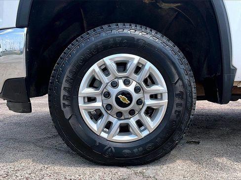 Certified 2024 Chevrolet Silverado 2500 LT image 35
