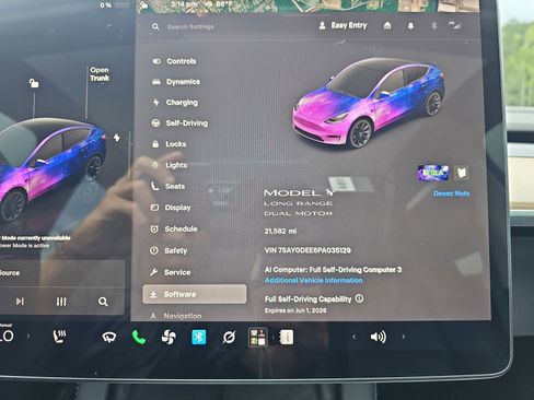 Used 2023 Tesla Model Y AWD image 21
